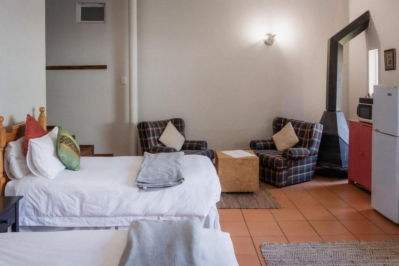 Park Living Guesthouse ブルームフォンテーン エクステリア 写真